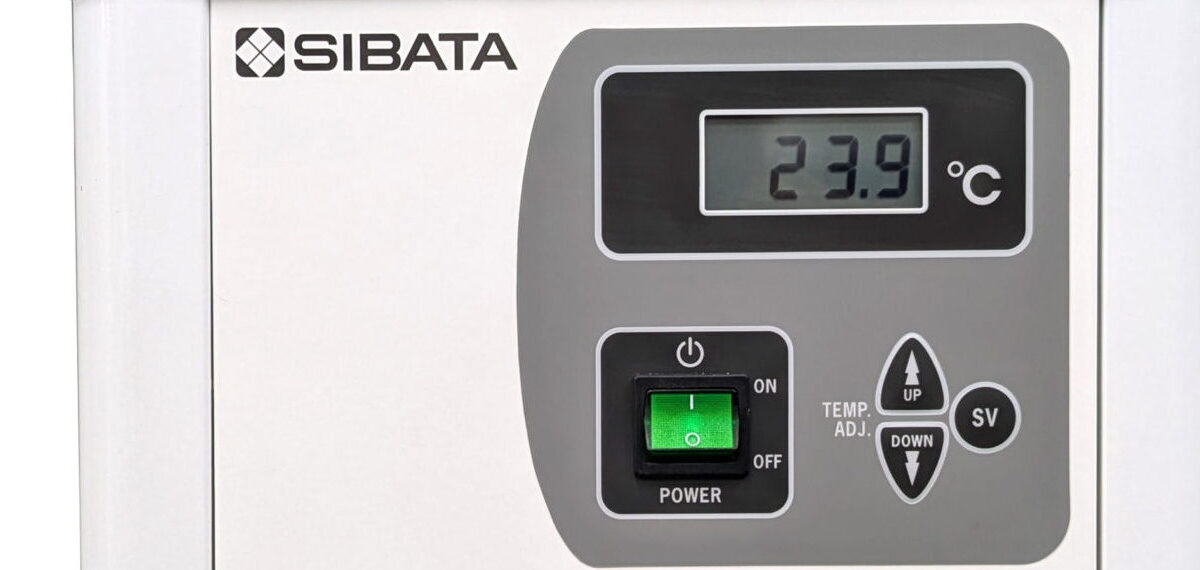 コンパクトだけど頼れる相棒！ 柴田科学の低温循環水槽「クールマン C-580」