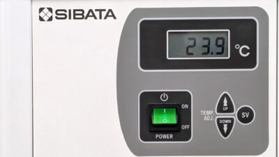 コンパクトだけど頼れる相棒！ 柴田科学の低温循環水槽「クールマン C-580」